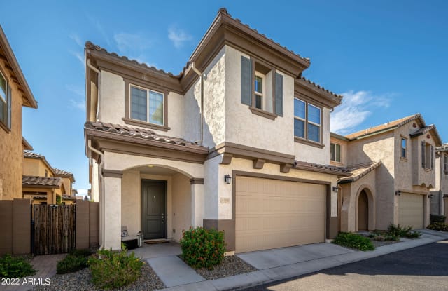 4766 E TIERRA BUENA Lane - 4766 East Tierra Buena Lane, Phoenix, AZ 85032