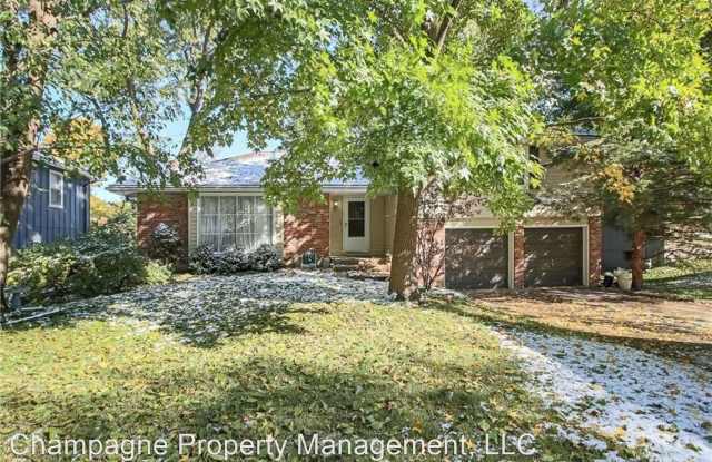 8912 W. 95th Terrace - 8912 West 95th Terrace, Overland Park, KS 66212
