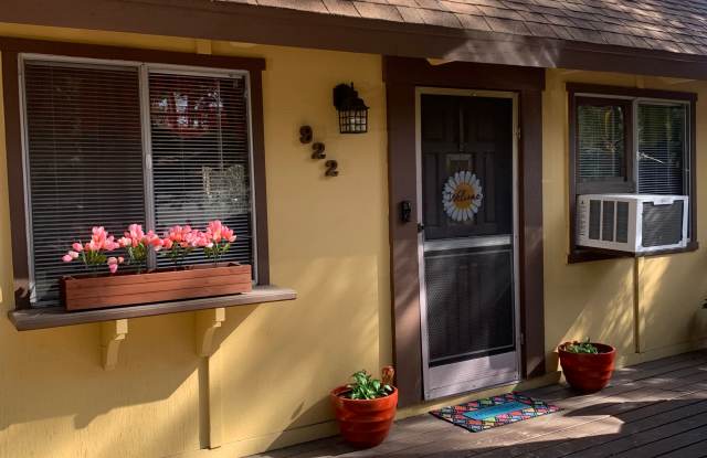 922 Berne Dr photos photos