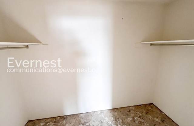 12804 North Cresap Street Gallery 4