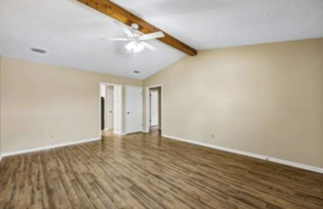 106 Clarks Bluff Road Gallery 3