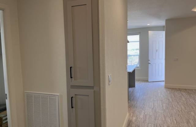 2501 W Wickenburg Way Sp photos photos