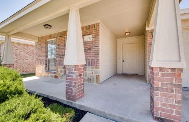 3132 Royal Crest Drive Gallery 3