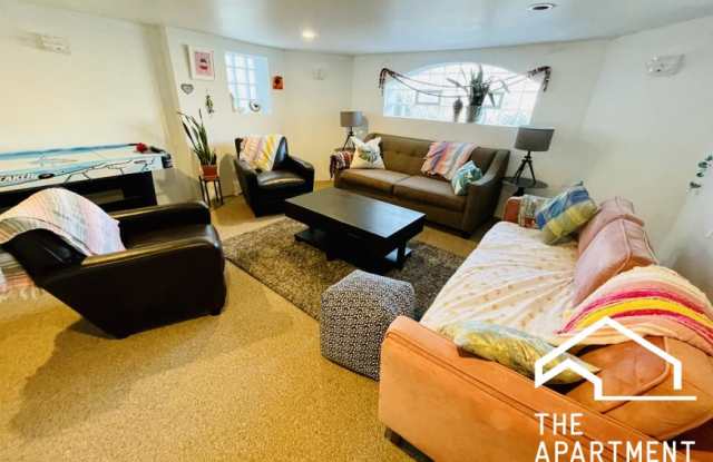 3121 North Monitor Ave. photos photos