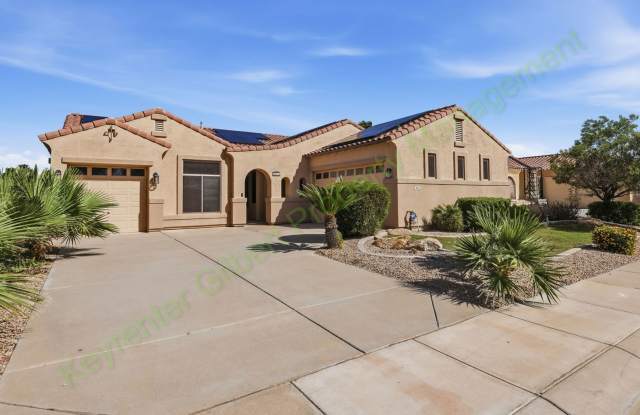 Stunning Single-Story Gilbert Home with Private Pool, Solar, Den & 3-Car Garage! Gallery 4