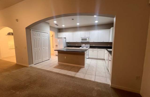 Fantastic 3 bed/ 2bath in Bellalago photos photos