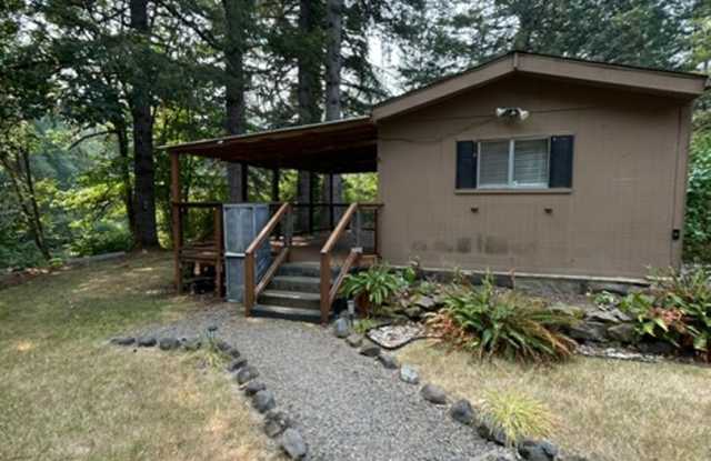 3-Bed 2-Bath Home. Waterfront living! photos photos
