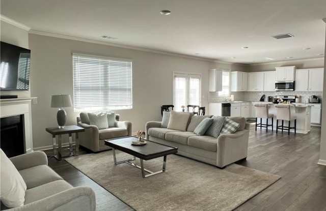 167 Fernbrook Trail Gallery 4