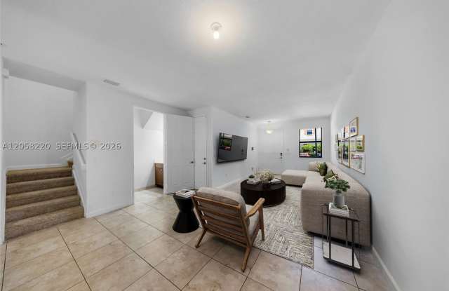 3952 Devenshire Ct Gallery 2