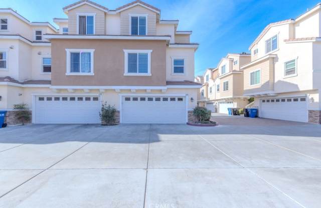 6180 Lincoln Avenue - 6180 Lincoln Avenue, Cypress, CA 90630
