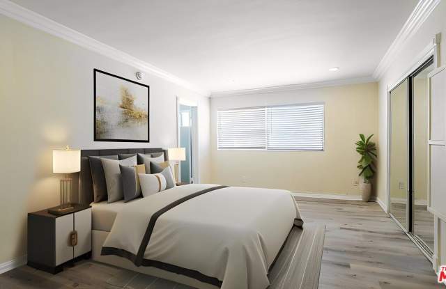 5354 Lindley Ave - 5354 Lindley Avenue, Los Angeles, CA 91316