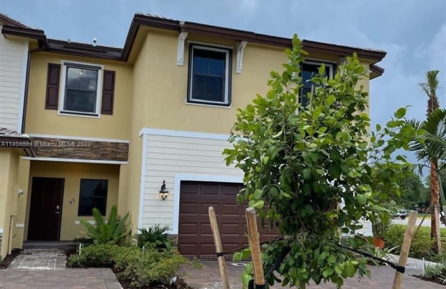 4605 Brumby Terr - 4605 Brumby Terrace, Davie, FL 33314 4605 Brumby Terr - 4605 Brumby Terrace, Davie, FL 33314