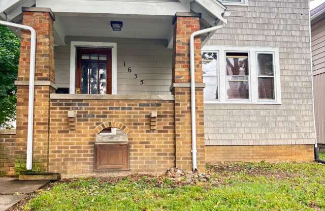 4 Bedroom Home in Sweetzer's Subdivision photos photos