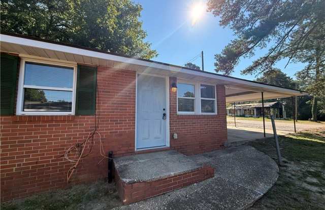 822 Ridge Road Gallery 1