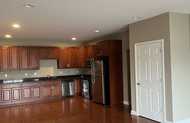 7418  Lions Gate Parkway photos photos