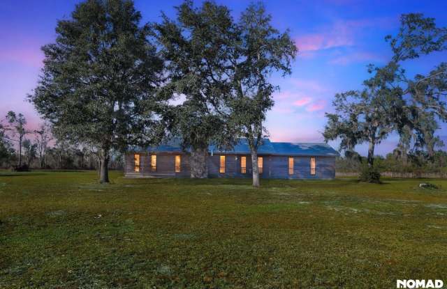 Escape to Serenity: Your Private Rental Oasis Awaits at 7219 Good Hope Rd, Naylor, GA 31641 - 7219 Good Hope Road, Lowndes County, GA 31641