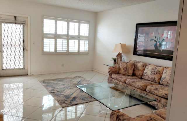 4079 Cornwall D Gallery 4