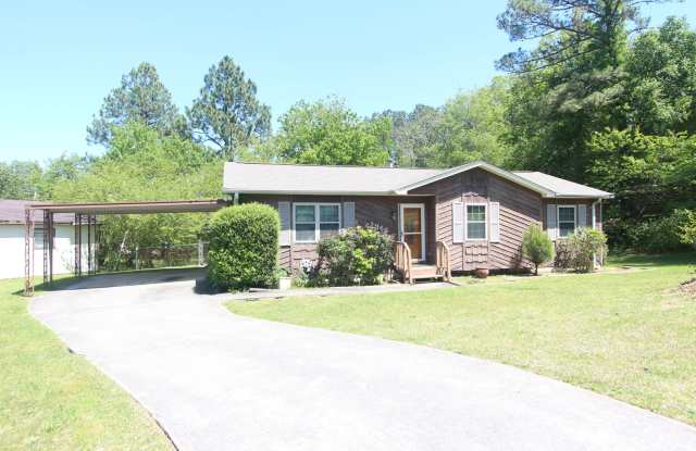 New On The Market with Fresh Updates!! Better Hurry!! Gallery 3