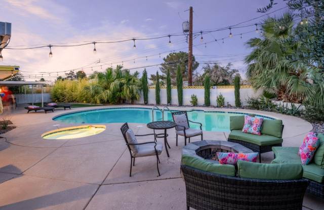 Charming Studio in Las Vegas photos photos