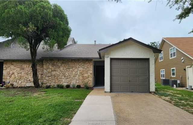 1112 Airline Drive photos photos