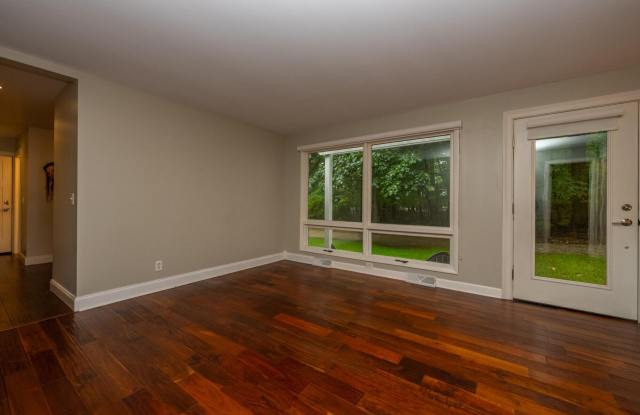 13743 Big Oak Lane Gallery 4