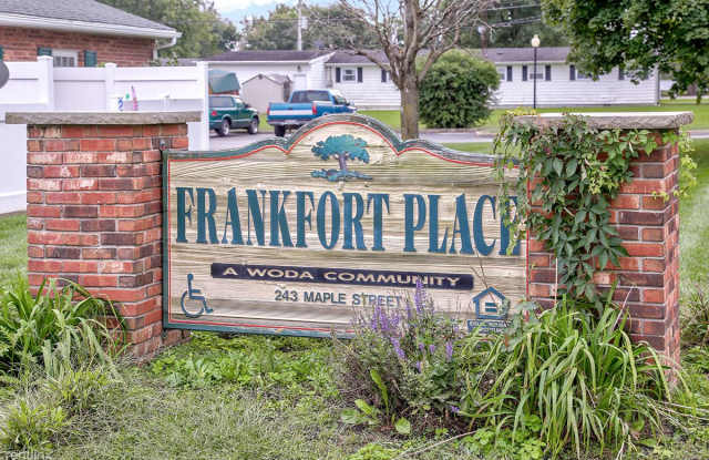Frankfort Place Gallery 4