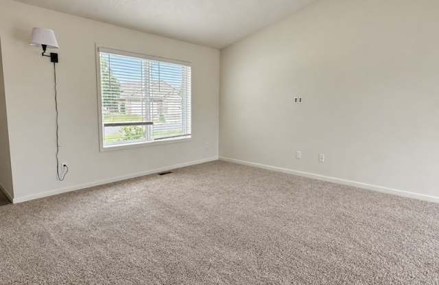 947 Breckenridge Lane Gallery 3