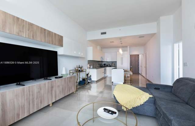 88 Southwest 7th Street photos photos