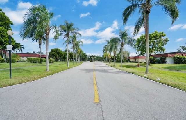 351 Covered Bridge Boulevard photos photos