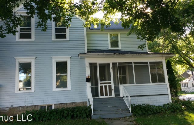 417 S Cook St - 417 South Cook Street, Barrington, IL 60010