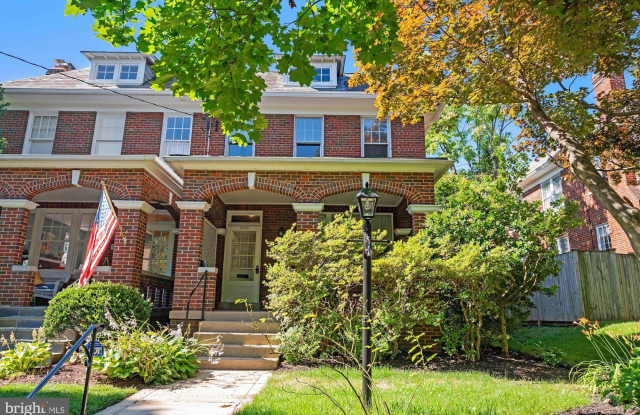 3808 VEAZEY Street NW - 3808 Veazey Street Northwest, Washington, DC 20016