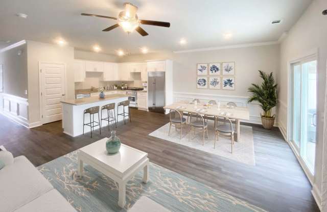 New home!! Available now! Gallery 4