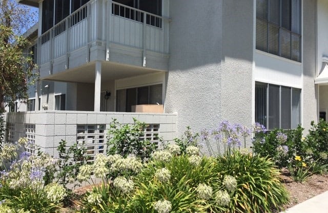 629 Avenida Sevilla - 629 Avenida Sevilla, Laguna Woods, CA 92637