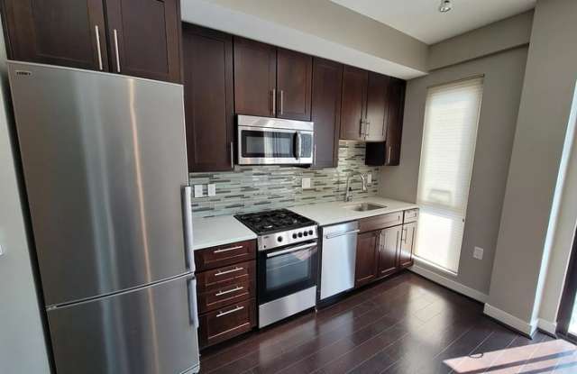 1320 Fenwick Lane photos photos