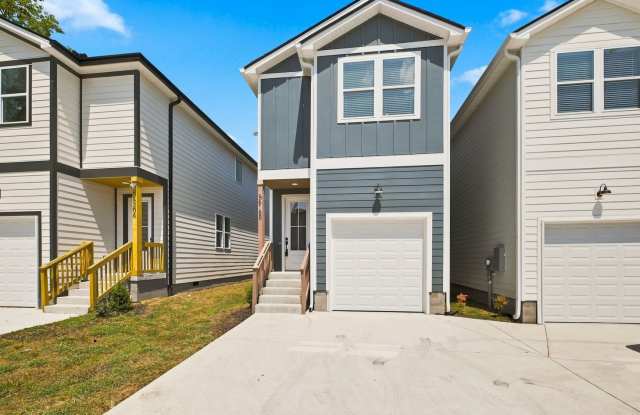 NEW BUILD with fenced backyard! Gallery 1
