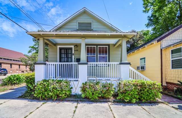 422 N Davis Hwy photos photos