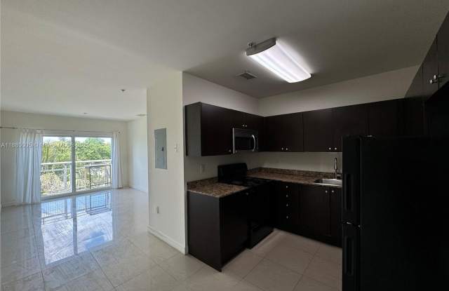 529 NE 62nd St photos photos