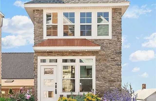 Bright 3-Bedroom Home in Mount Washington, Pittsburgh photos photos
