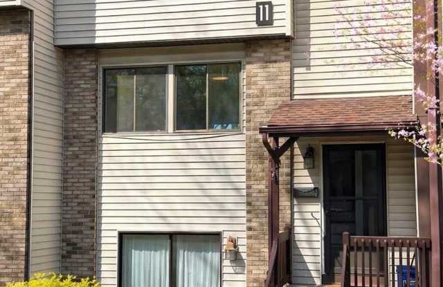 259 Village Court photos photos