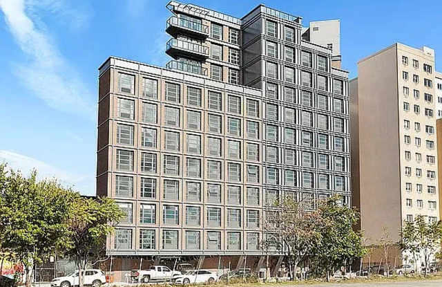 Bridgeline - 329 East 132nd Street, Bronx, NY 10454