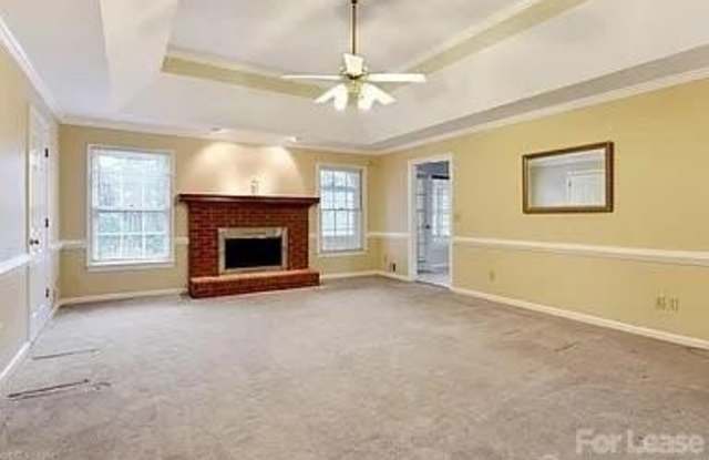 374 Bayshore Court NW Gallery 4