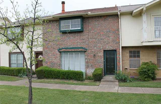 10 E Mountain Lane - 10 E Mountain Ln, Grand Prairie, TX 75052