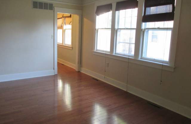 116 N Adams Gallery 3