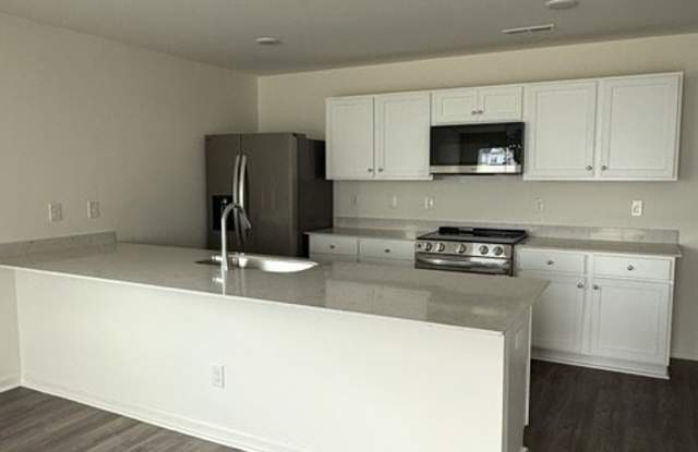 2352 B Brookville Dr. Gallery 3