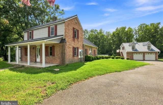 3813 MOUNT PLEASANT Road Gallery 2