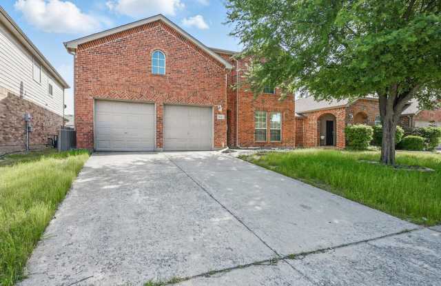 Spacious 4 Bed 2.5 Bath Home in Established Neighborhood! photos photos