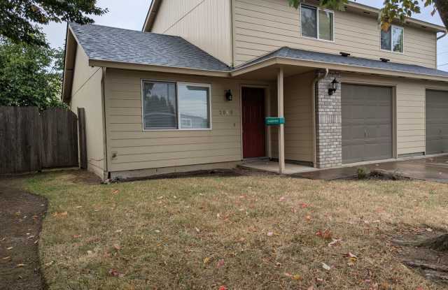 Nice 2bed/1.5 bath townhome- Great Springfield location! Gallery 4