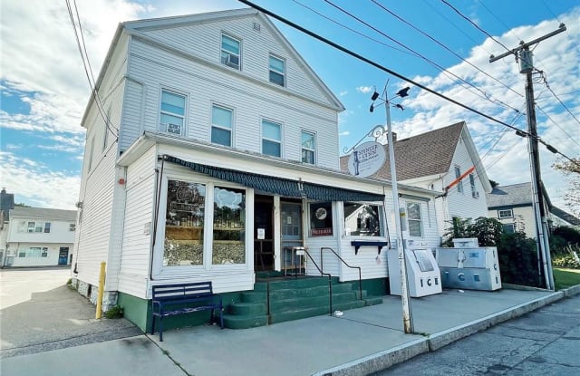 19 Pearl Street - 19 Pearl Street, Noank, CT 06340