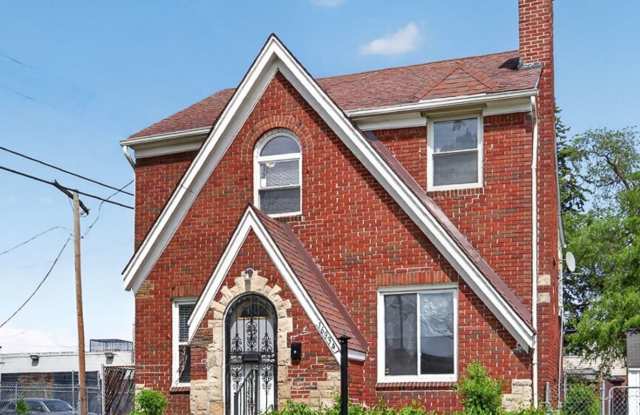 Spacious 3 bed 1.5bath Brick Colonial photos photos Spacious 3 bed 1.5bath Brick Colonial photos photos