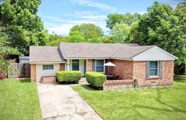 424 Classen Drive - 424 Classen Drive, Dallas, TX 75218